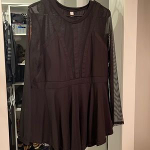 Sheer block/Low cut Blouse